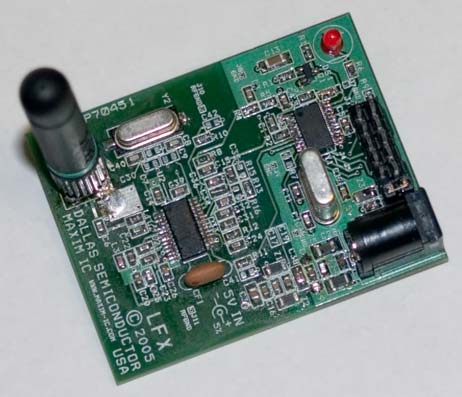 圖7. RKE接收器電路板上安裝了MAXQ3212和MAX1473。