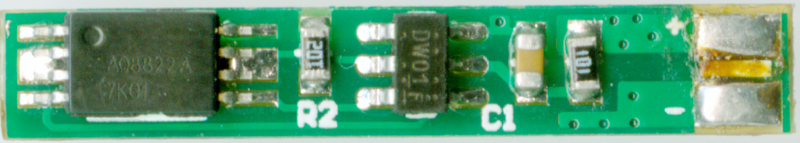 圖2： 傳統(tǒng)的電池保護(hù)方案。