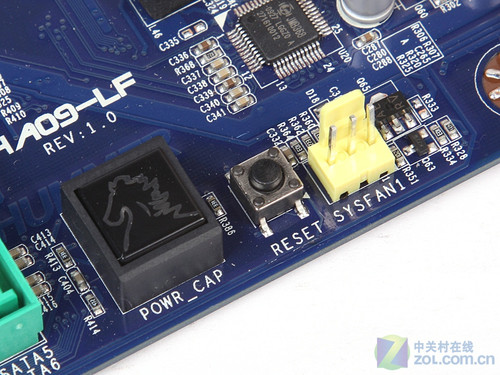 支持無(wú)線WiFi悍馬全固熱管890GX賞析