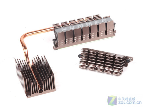 支持無(wú)線WiFi悍馬全固熱管890GX賞析