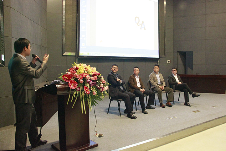 圓桌討論：京微雅格、TI、德國萊茵TUV、是德科技。