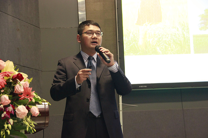 德國萊茵TUV羅黎副經理參加可穿戴演講。