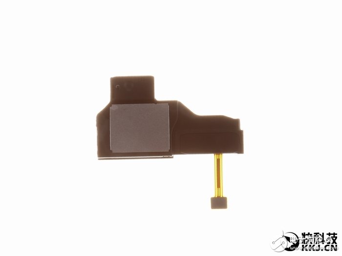 華為P10拆解評(píng)測(cè)：緊湊機(jī)身機(jī)引入精密部件