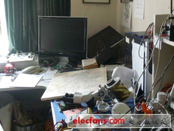 現(xiàn)在我不太確定了…地震過去好幾個(gè)月了，而我還在到處尋找貼片元件