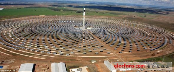 夜間發(fā)電：與其他所有太陽(yáng)能電站不同的是，存儲(chǔ)于吉馬太陽(yáng)能電站熔鹽池中的熱量持續(xù)釋放的時(shí)間可以超過15個(gè)小時(shí)，從而在整個(gè)夜間或沒有陽(yáng)光的情況下也可以保證電站正常發(fā)電。