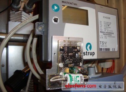 來自瑞士呂勒奧理工大學的研究者基于卡姆魯普熱量計和西門子閥門開發(fā)的IPv6無線傳感器節(jié)點