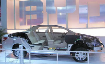 比亞迪電動車起火，叩問電池安全問題幾何？