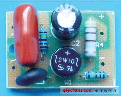 圖7 焊好的驅(qū)動板圖