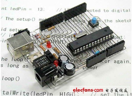 這個圖看得出，是個專家級的牛人做的，走線規(guī)范，布局合理。也許大家會猜他是誰，從這張塹底的紙上文字來看，應(yīng)該是一位外國的工程師吧