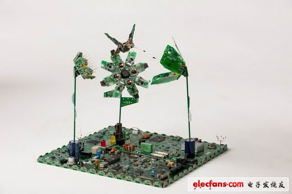 分享一組廢舊電路板的藝術(shù)品，希望能給大家?guī)?lái)靈感。
