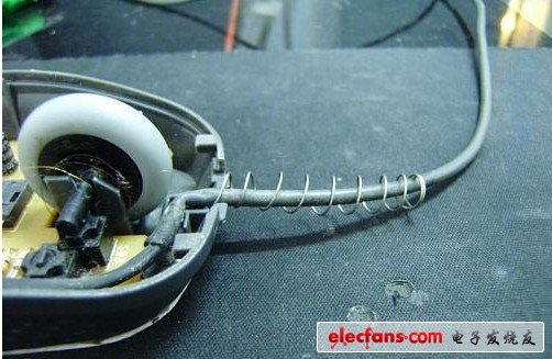 鼠標(biāo)變成驗(yàn)鈔器！神奇的紫外線LED燈