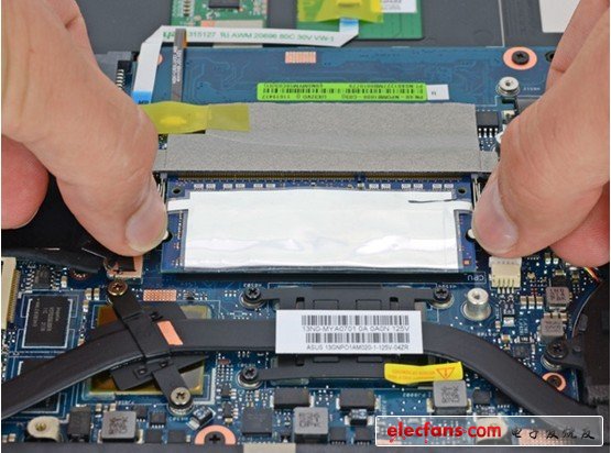 為了完全淡化超級(jí)本和高性能本子的界限，話說(shuō)給Zenbook提供了一個(gè)班上RAM