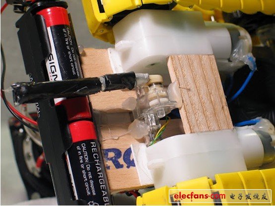 有小孩和機器人玩耍的時候也能夠用上，信號記錄，孩子的叫聲，然后機器人播放音樂，一個敲擊就附帶一個喊聲作為音樂的一部分