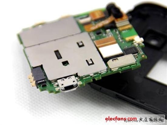 699買點(diǎn)啥？拆開(kāi)北斗小辣椒看看