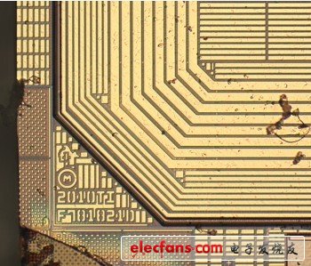 在摩托羅拉RAZR智能手機(jī)中的德州儀器處理器芯片