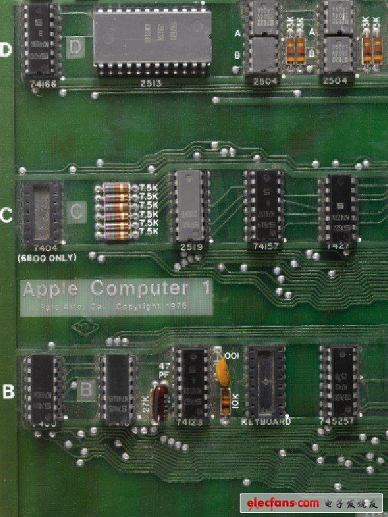 蘋(píng)果一代電腦主板拍出37.5萬(wàn)美元天價(jià)