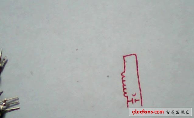 做成功的發(fā)射線圈有28圈，接收有62圈（用電機里面的銅絲繞的）直徑3cm