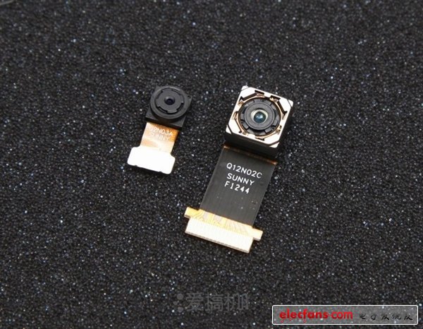 真值3456？拆開nubia Z5一探究竟