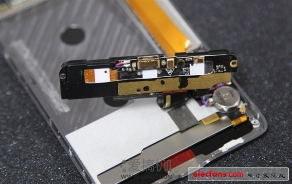 真值3456？拆開(kāi)nubia Z5一探究竟