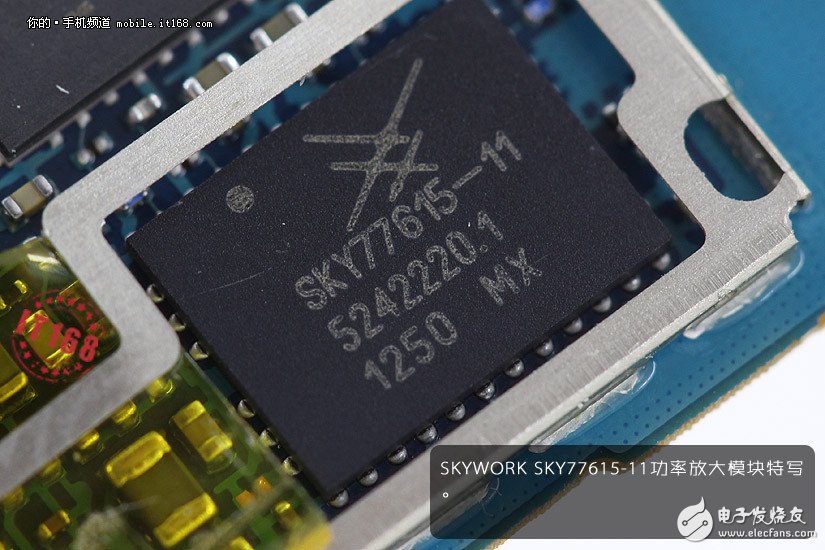 三星Galaxy S4真機(jī)拆解