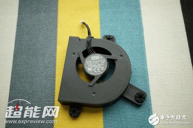 有區(qū)別嗎？小米路由量產(chǎn)版拆解實(shí)錄