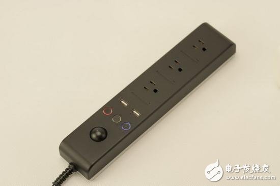 新概念智能插座亮相 可以監(jiān)測溫度和光照
