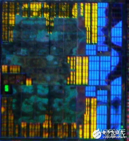 海思Kirin 920就長這樣：暴力拆解國產(chǎn)最強芯！