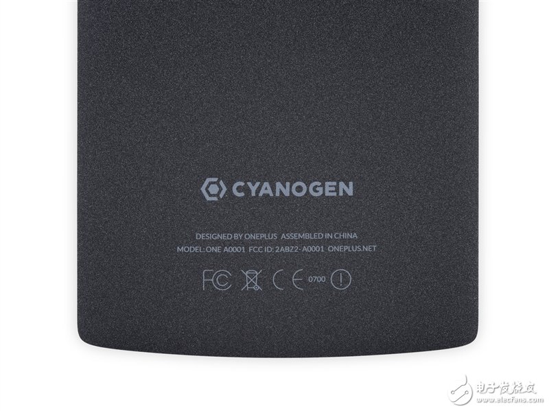 一加手機完全拆解：到處都是坑啊！