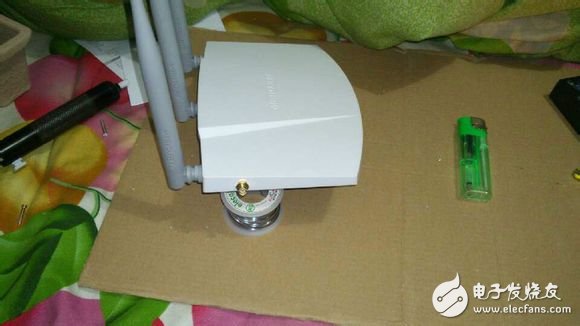 覆蓋范圍1000米！DIY大功率高增益無線路由器