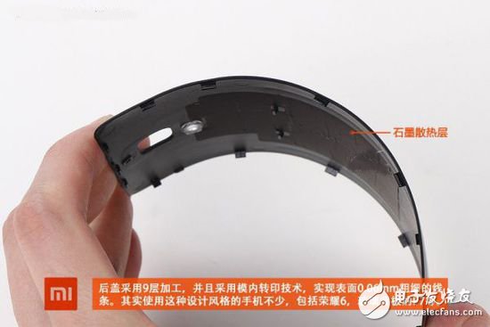 退燒過后的精致做工，小米4真機(jī)拆解