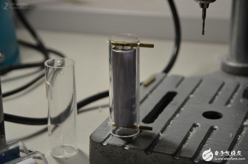 顛覆想象！專業(yè)工程師制作的DIY多功能移動(dòng)電源