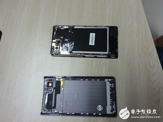 狂魔拆機(jī)：四款新智能手機(jī)內(nèi)部結(jié)構(gòu)曝光!