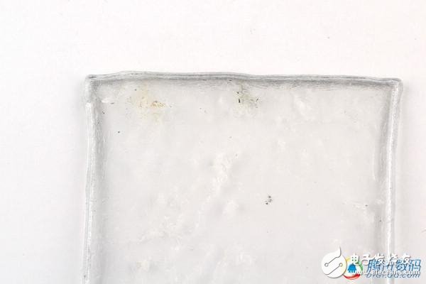 探索黑科技，夏普無邊框手機終極拆解