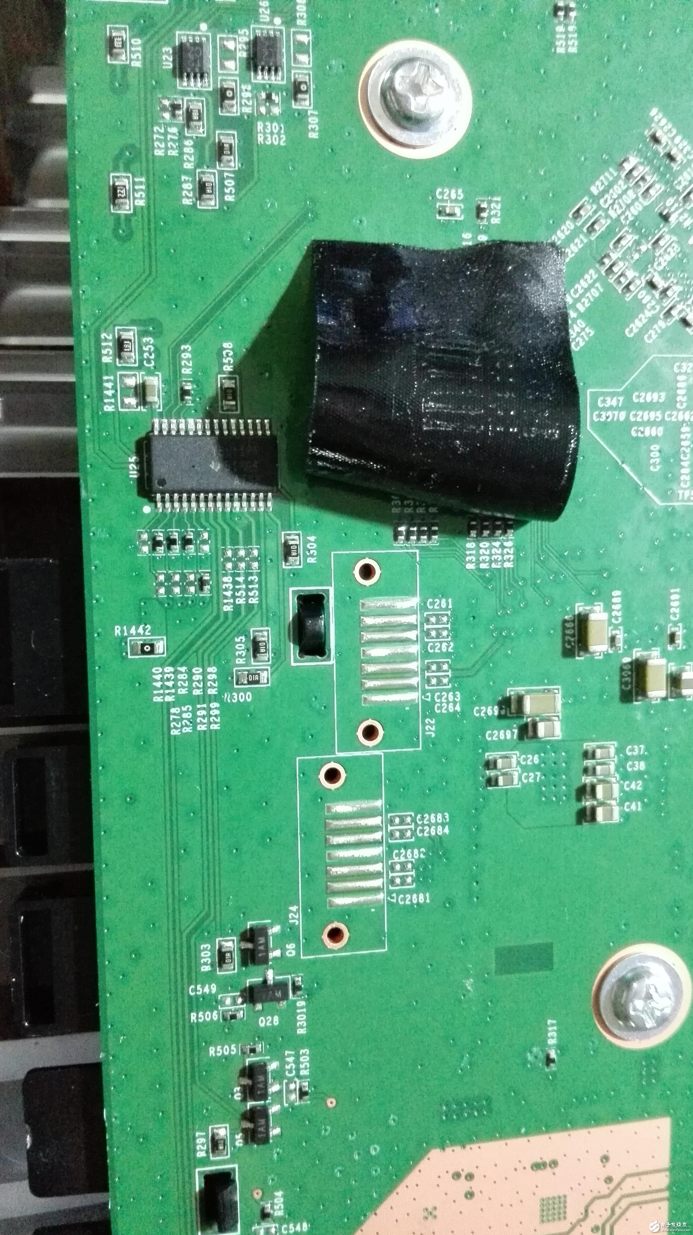 談工藝講情懷！一起來(lái)看WIFI路由器大拆解