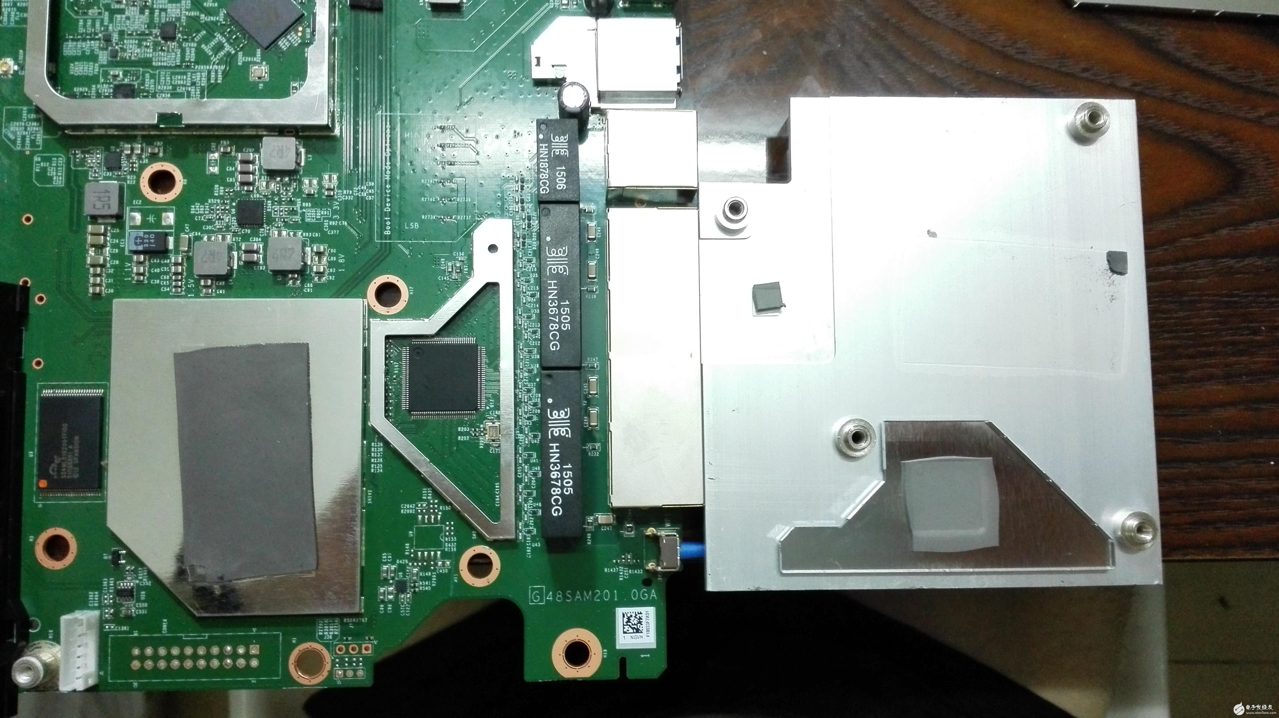 談工藝講情懷！一起來(lái)看WIFI路由器大拆解