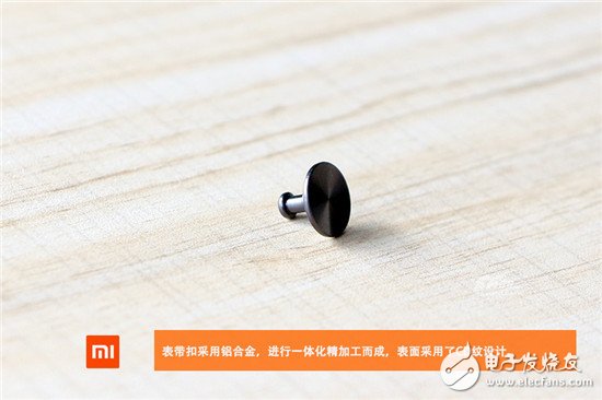 小米手環(huán)2暴力拆解評(píng)測 對(duì)比上一代差別在哪？