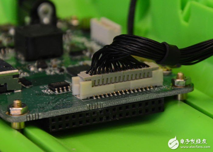 組裝一臺(tái)pi-top：樹(shù)莓派筆記本電腦