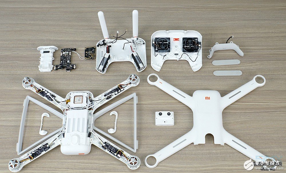 小米無人機(jī)對(duì)比精靈3s拆解