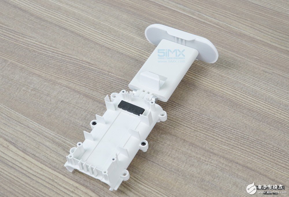 小米無人機(jī)對(duì)比精靈3s拆解