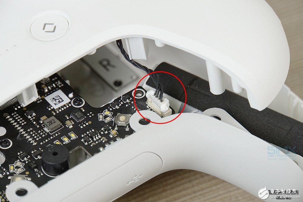 小米無人機(jī)對(duì)比精靈3s拆解