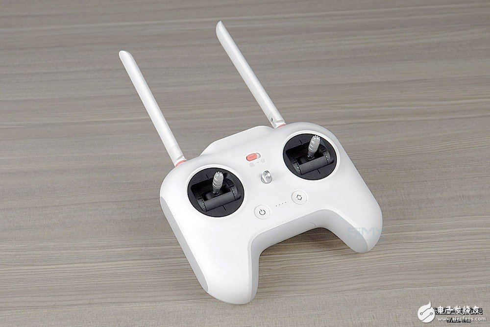 小米無人機(jī)對(duì)比精靈3s拆解