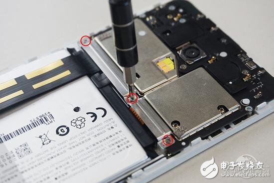 魅族魅藍(lán)E評(píng)測(cè)+拆解：這配置和做工賣1299元你咋看？