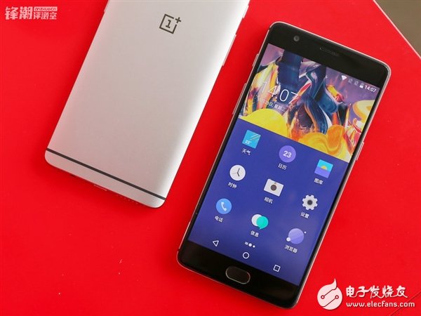 國產(chǎn)一加3T真機(jī)圖鑒，安卓最強(qiáng)商務(wù)旗艦，男人本色
