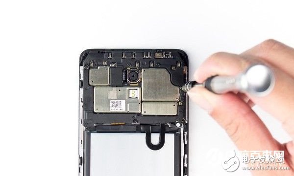 魅藍(lán)Note5拆解：深入分析魅族如何兼顧外觀與做工？ 