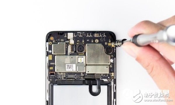 魅藍(lán)Note5拆解：深入分析魅族如何兼顧外觀與做工？ 