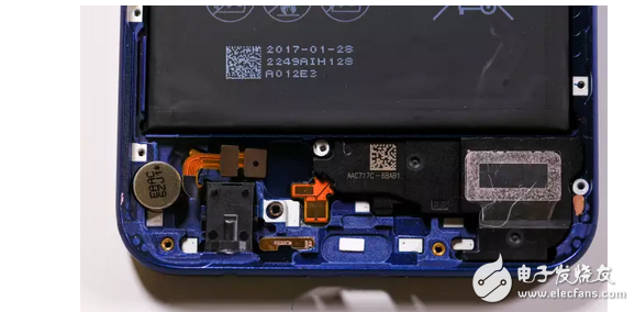 華為榮耀v9真機(jī)拆卸實(shí)拍？如此速度拆解能看得出端倪嗎？