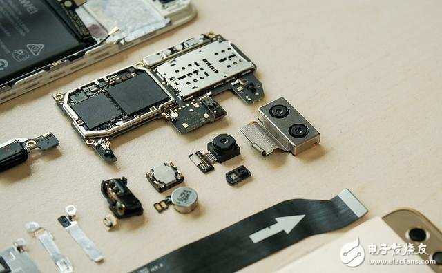 華為P10怎么樣？華為P10被我暴力拆解了，你能分辨哪臺是小米6嘛
