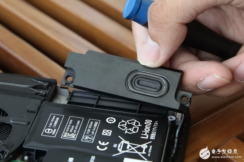 ThinkPad T471拆機(jī)：經(jīng)典之所以是經(jīng)典，是因?yàn)閺膩?lái)不玩虛的！