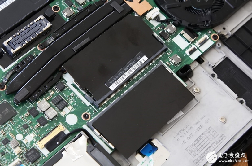 ThinkPad T471拆機(jī)：經(jīng)典之所以是經(jīng)典，是因?yàn)閺膩?lái)不玩虛的！