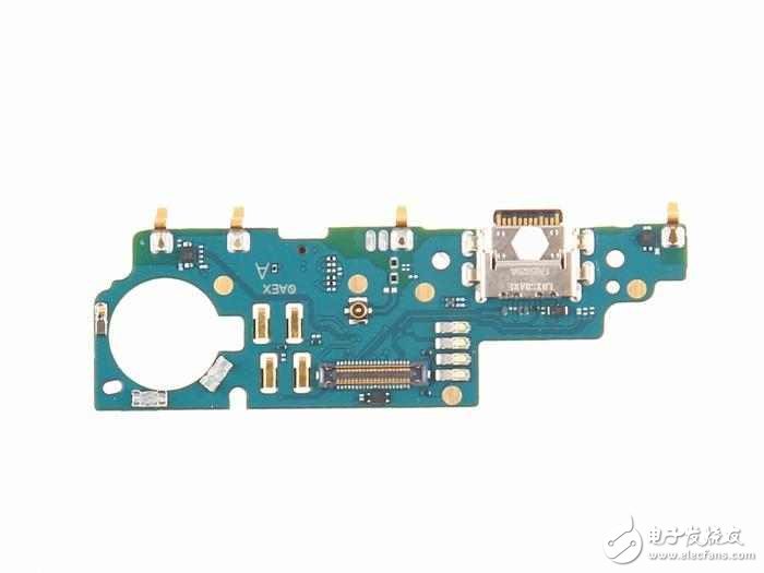 續(xù)航神機(jī)小米Max 2拆解,原來內(nèi)部這么簡(jiǎn)單